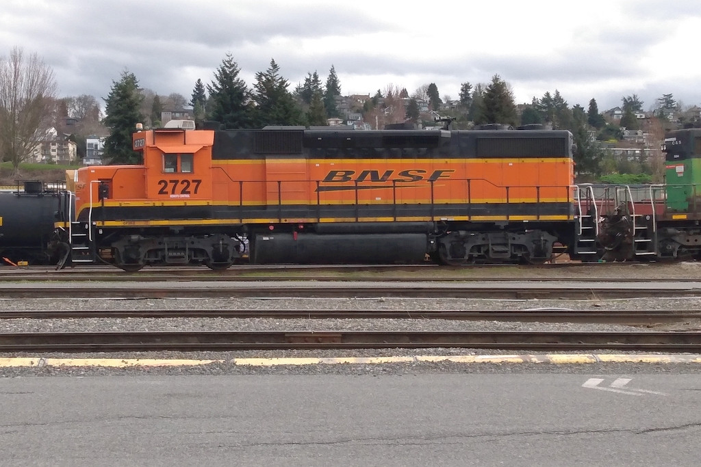 BNSF 2727